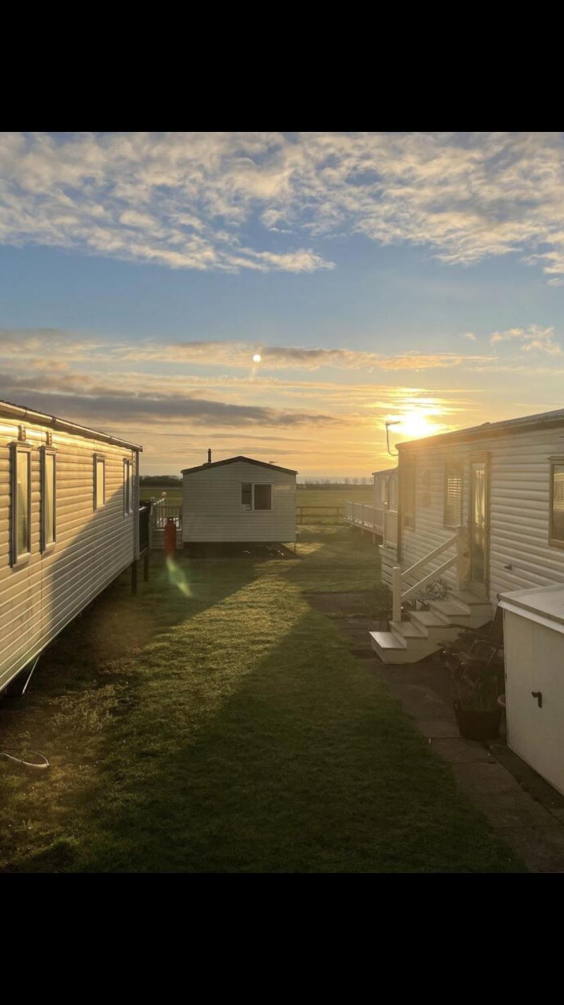 Готель Jules Holiday Caravan Hartley Екстер'єр фото